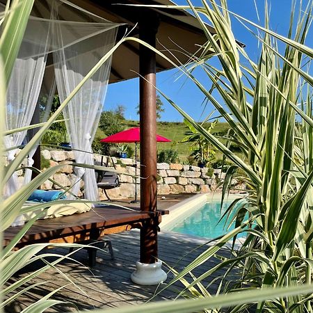 Un Parfum De Thailande, Ressourcement Et Massages Curemonte Экстерьер фото